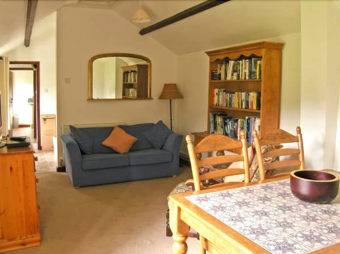 Moonlight Cottage