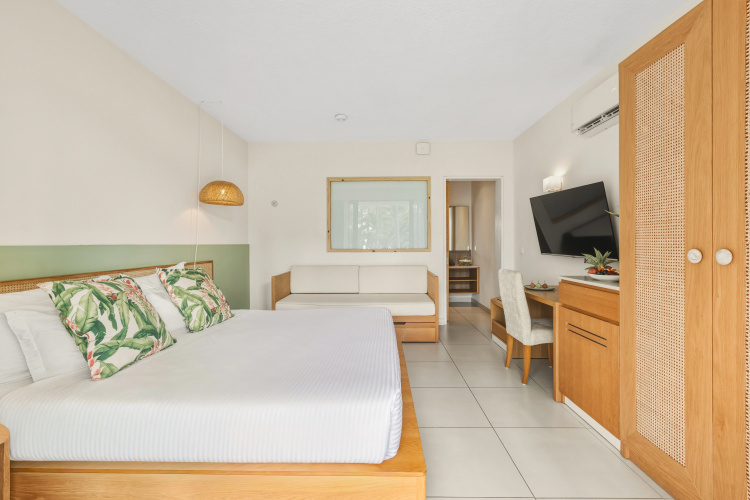 Coral Azur Beach Resort