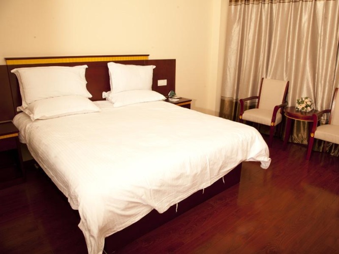 Business Single Suite