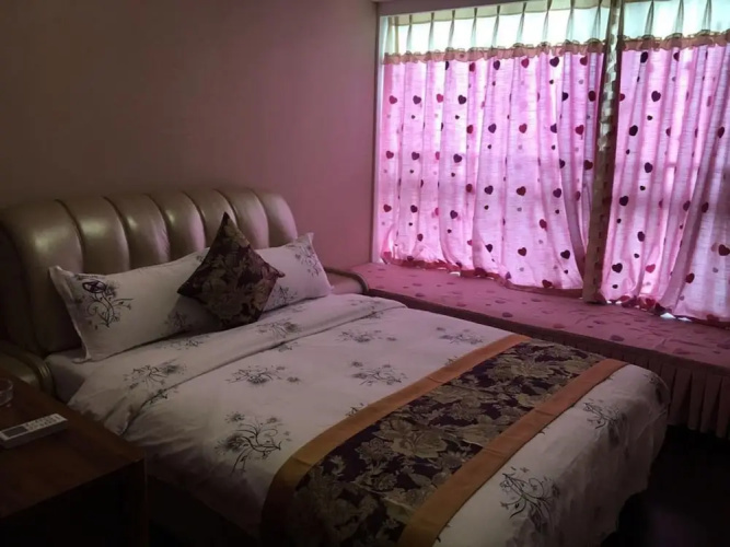 Zixinju Aparthotel