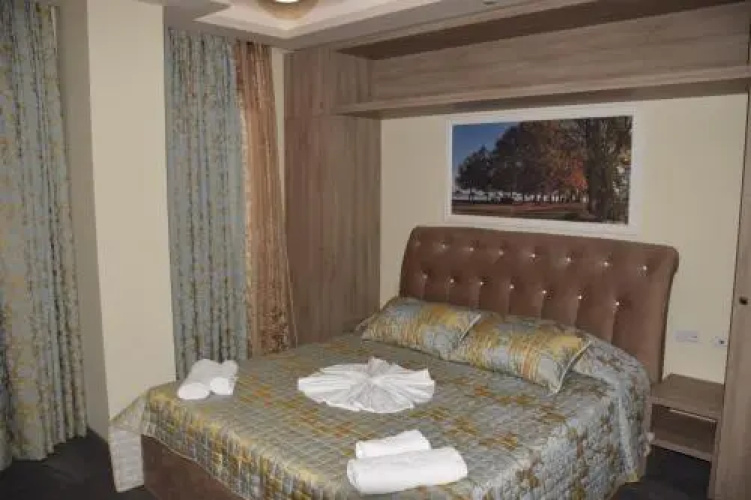 Hotel Pogradeci 2