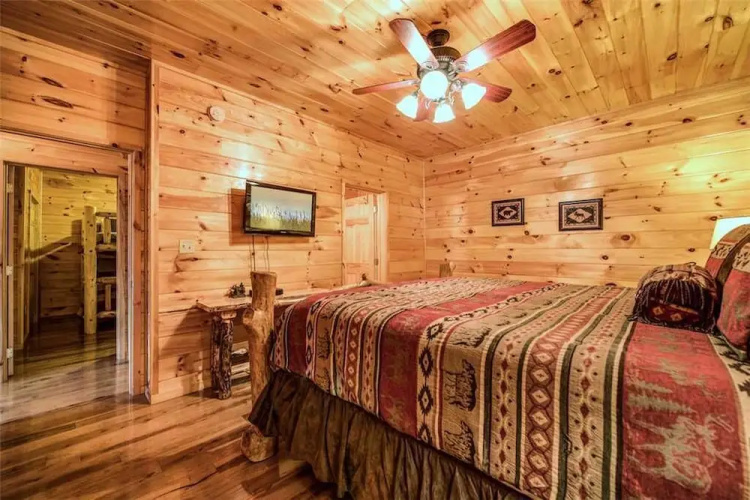 Bear Hunter by Jackson Mountain Rentals