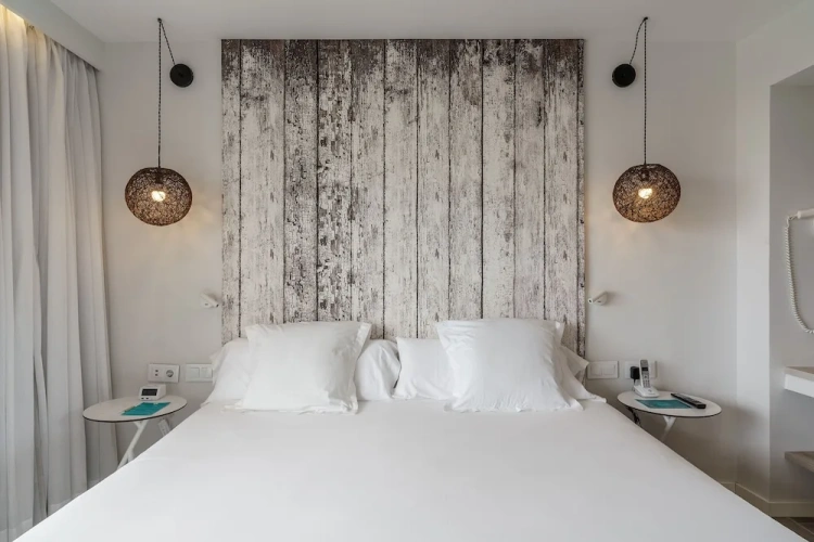 Superior Double room with balcony and with sea view