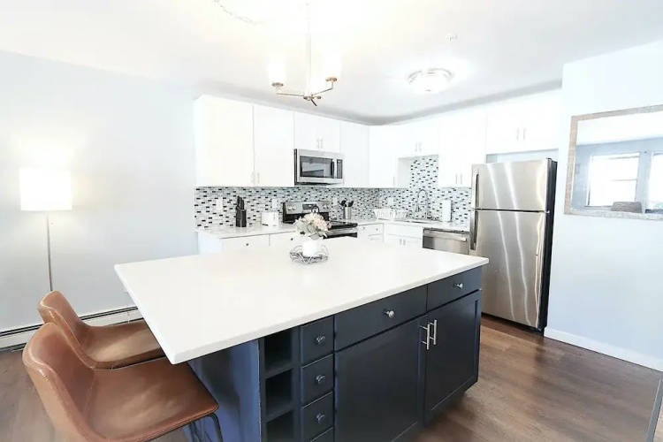 Sun Sung Cozy Condo A Stylish Escape for 4!