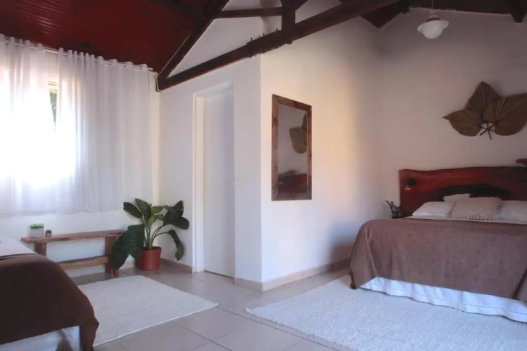 Standard Triple room with garden view