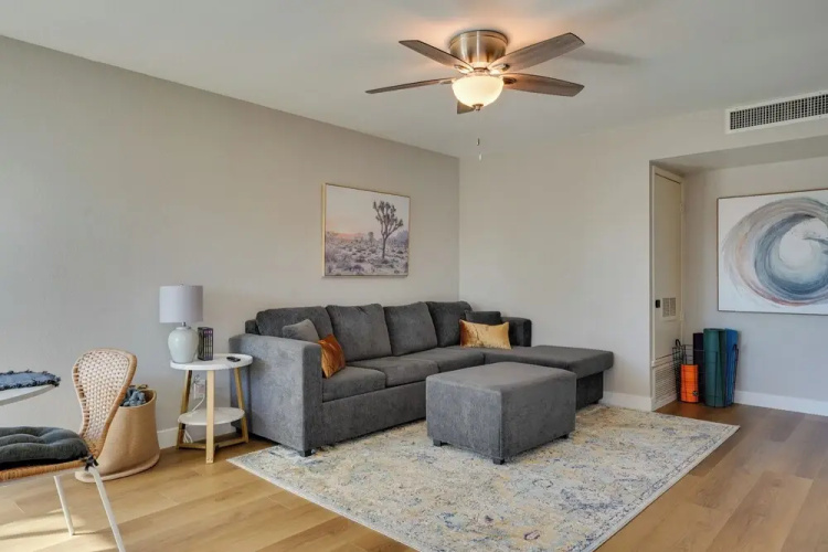 9 Mi to Downtown Tempe: Condo w/ Pool Access
