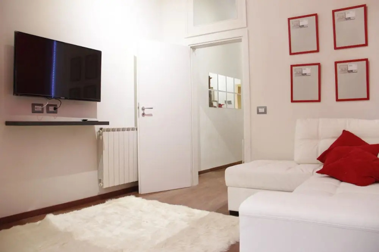 Art Apartment Pitti