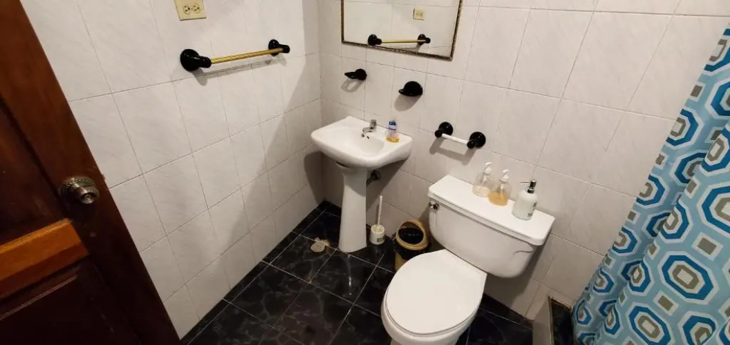 Departamento de 3 Habitaciones con parqueo Gratis