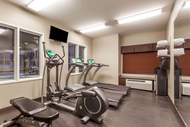 Microtel Inn & Suites By Wyndham Timmins photo 21