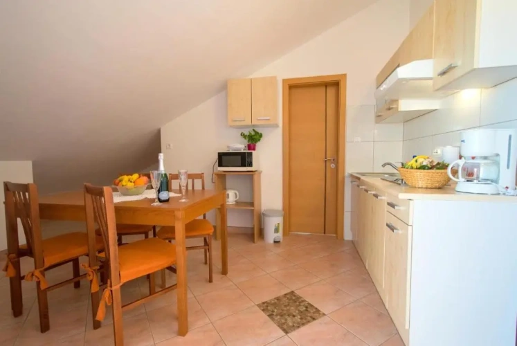1 Bedroom Apartment with sea view