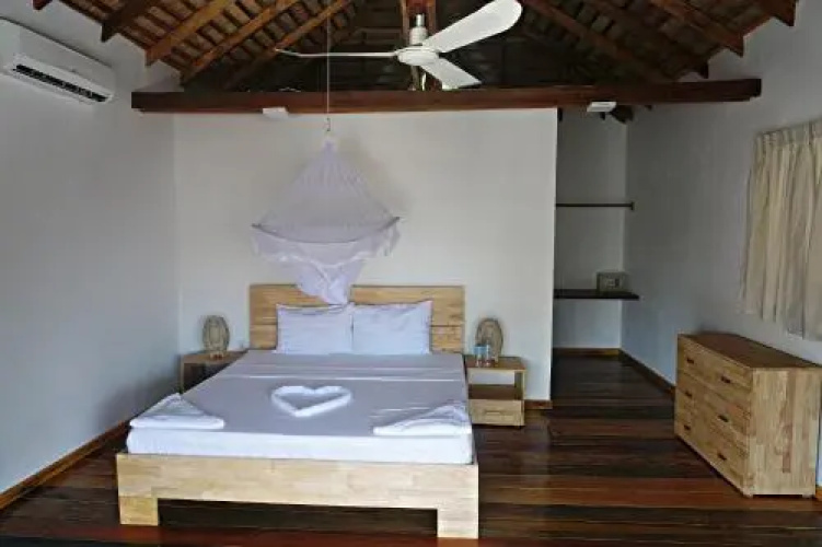 Eden Beach Resort