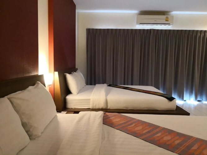 Baan Worachan Hotel
