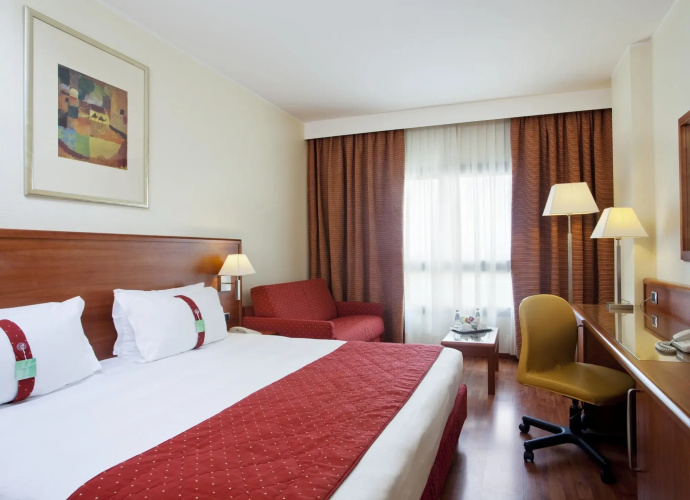 Holiday Inn Cagliari by IHG