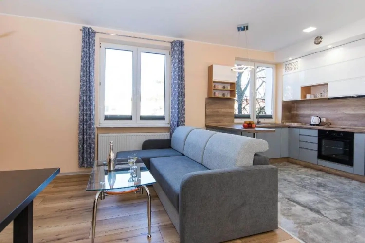 2 Bedrooms Apartment