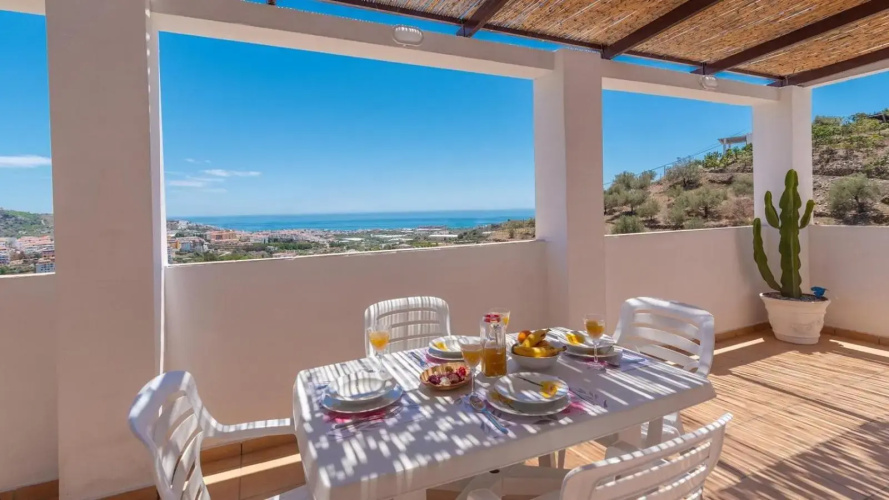 Villa Diego Torrox by Ruralidays
