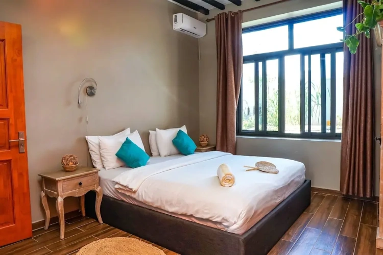 2 Bedrooms Apartment