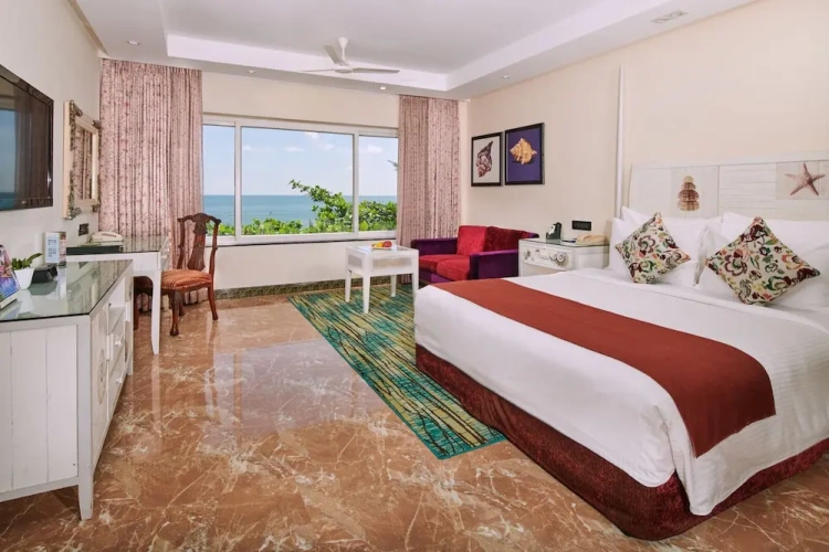 2 Bedrooms Premium Suite with balcony and with sea view
