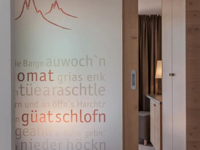 Suite with balcony and with mountain view