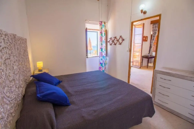 3 Bedrooms Apartment