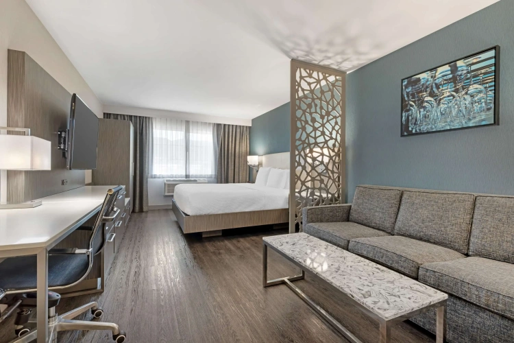 Double Suite
