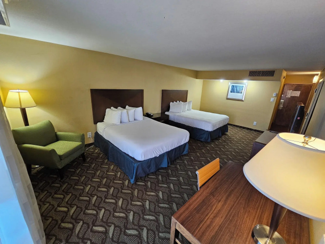 Clarion Inn & Suites Roswell