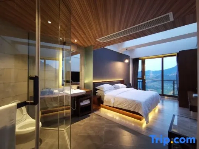 Standard Double room with sunrise view