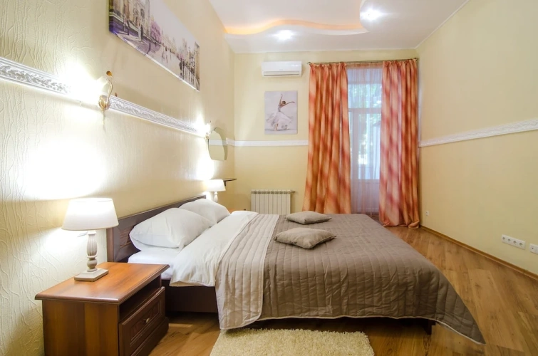 Deluxe Apartment