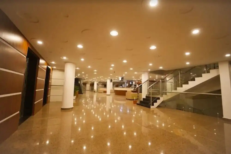 Big Mall Residency
