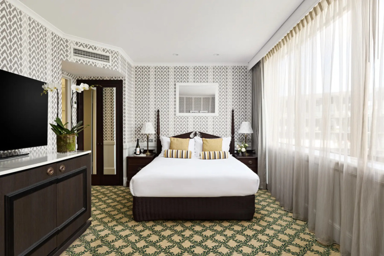 Executive Double room with river view