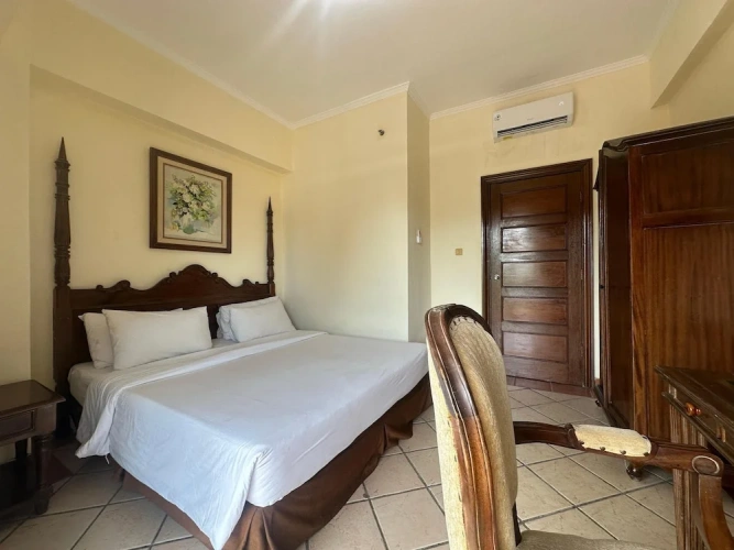 Deluxe Suite with balcony