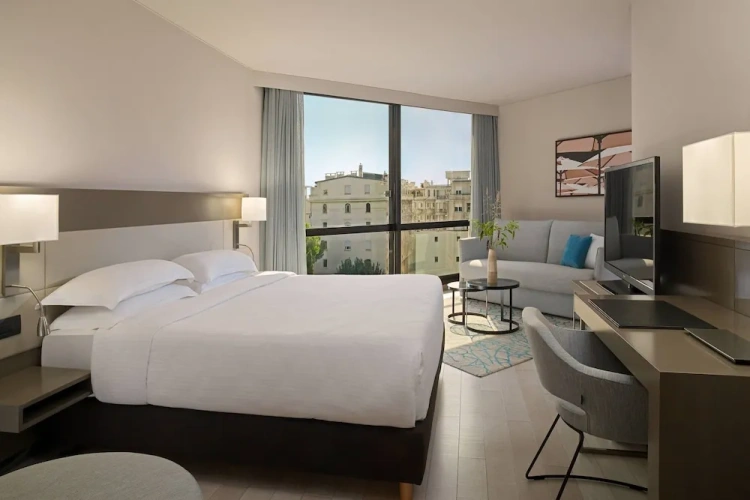 Double Junior Suite with city view