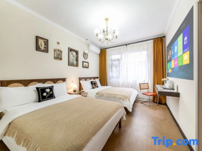 Premium Twin room
