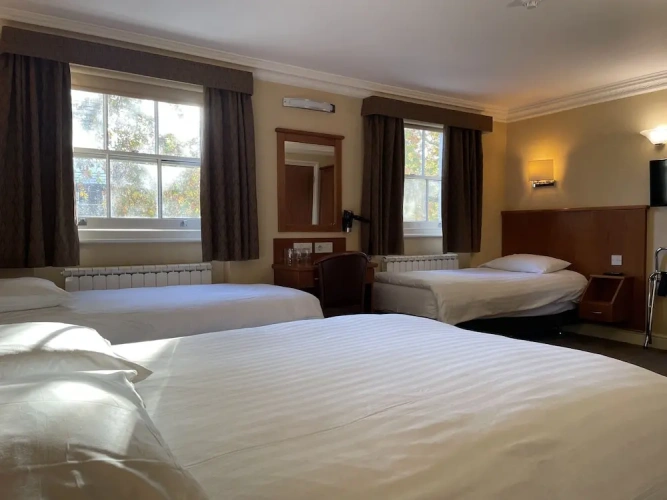 Standard Quadruple room