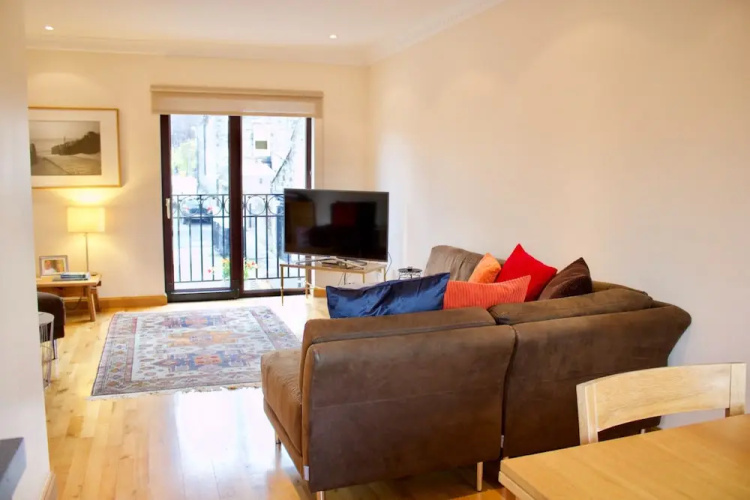 3 Bedroom Mews House