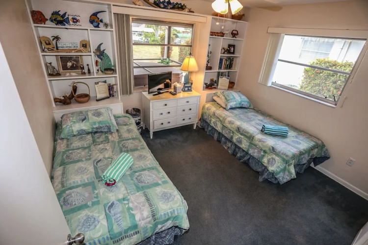 5167Estero