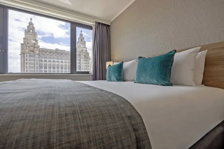 1 Bedroom Suite with waterfront view