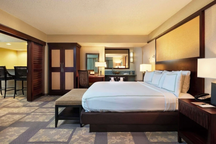 Accessible Double Suite