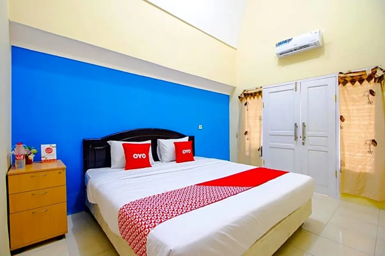 Economy room