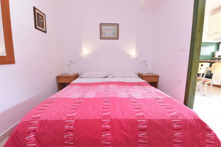 Apartment 1550