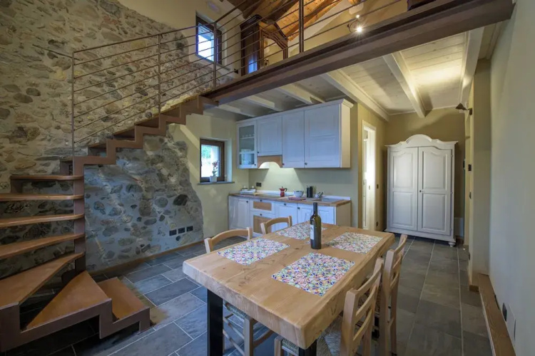 Room-charming Alessandria Apartment With