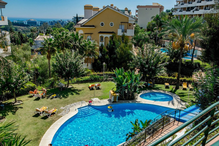 SAD-Spacious 2 bedroom duplex P.Banus
