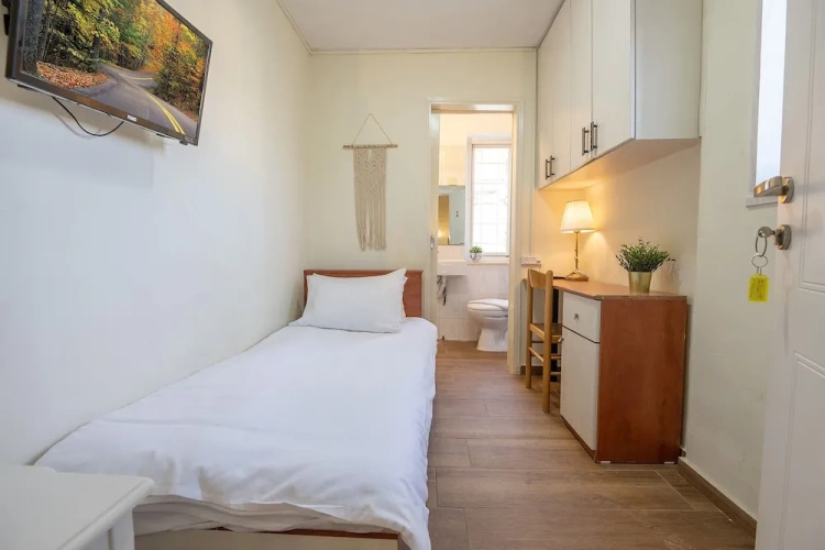 Economy Single room