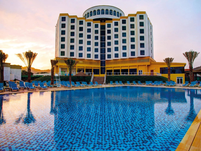 Oceanic Khorfakkan Resort & Spa photo 16