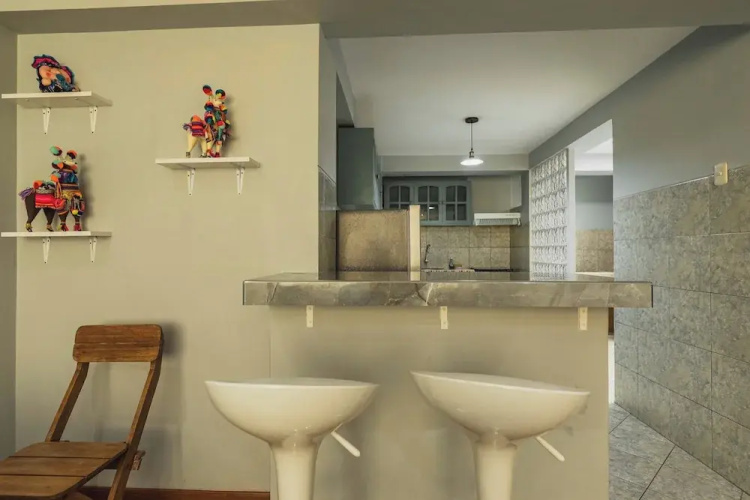 San Pedro Apartments