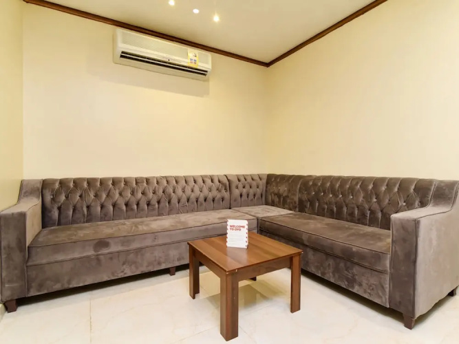 OYO 381 Afg Aldurrah 1