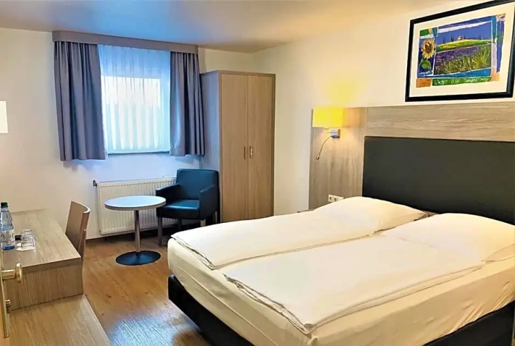 Standard Double room with balcony