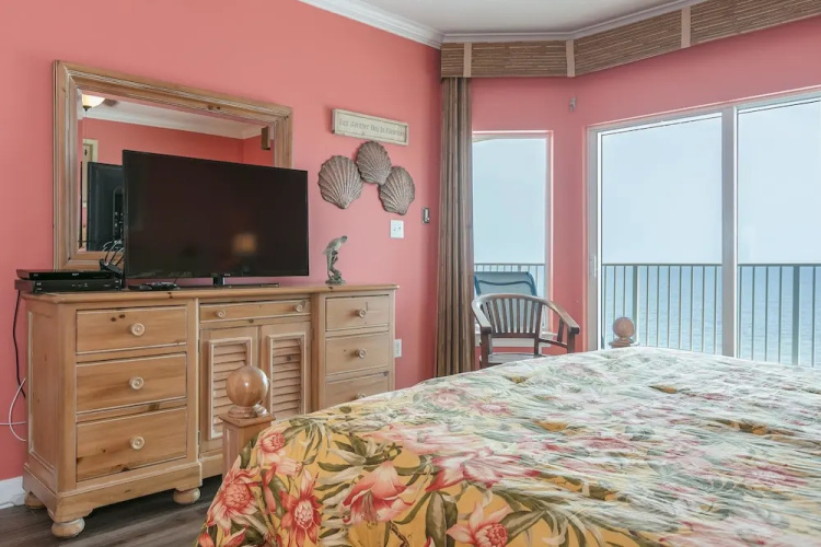 Admirals Quarters #1408
