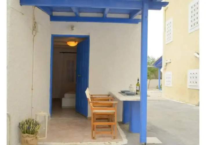 Anemelia Hotel Adamas
