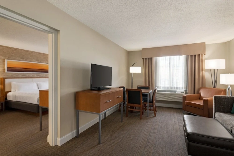 Double Suite