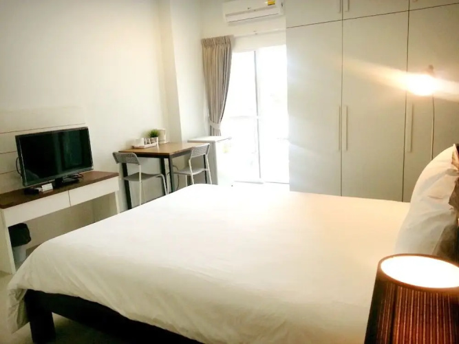 Wealth 30th Apartments